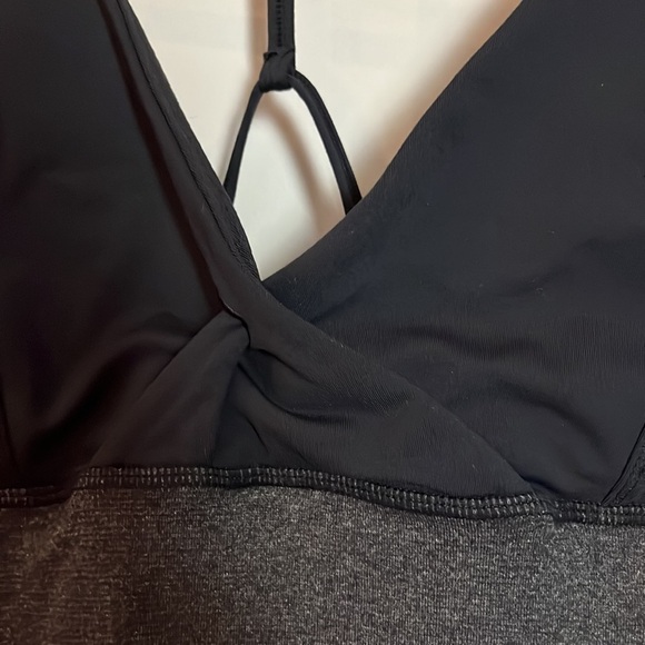 LULULEMON black tank top size 4 - Picture 4 of 7